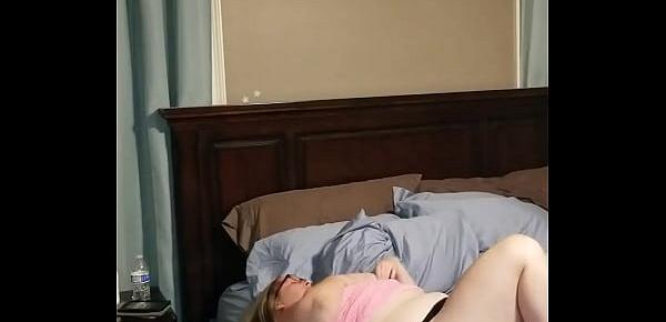  Amateur wife getting her pussy pounded